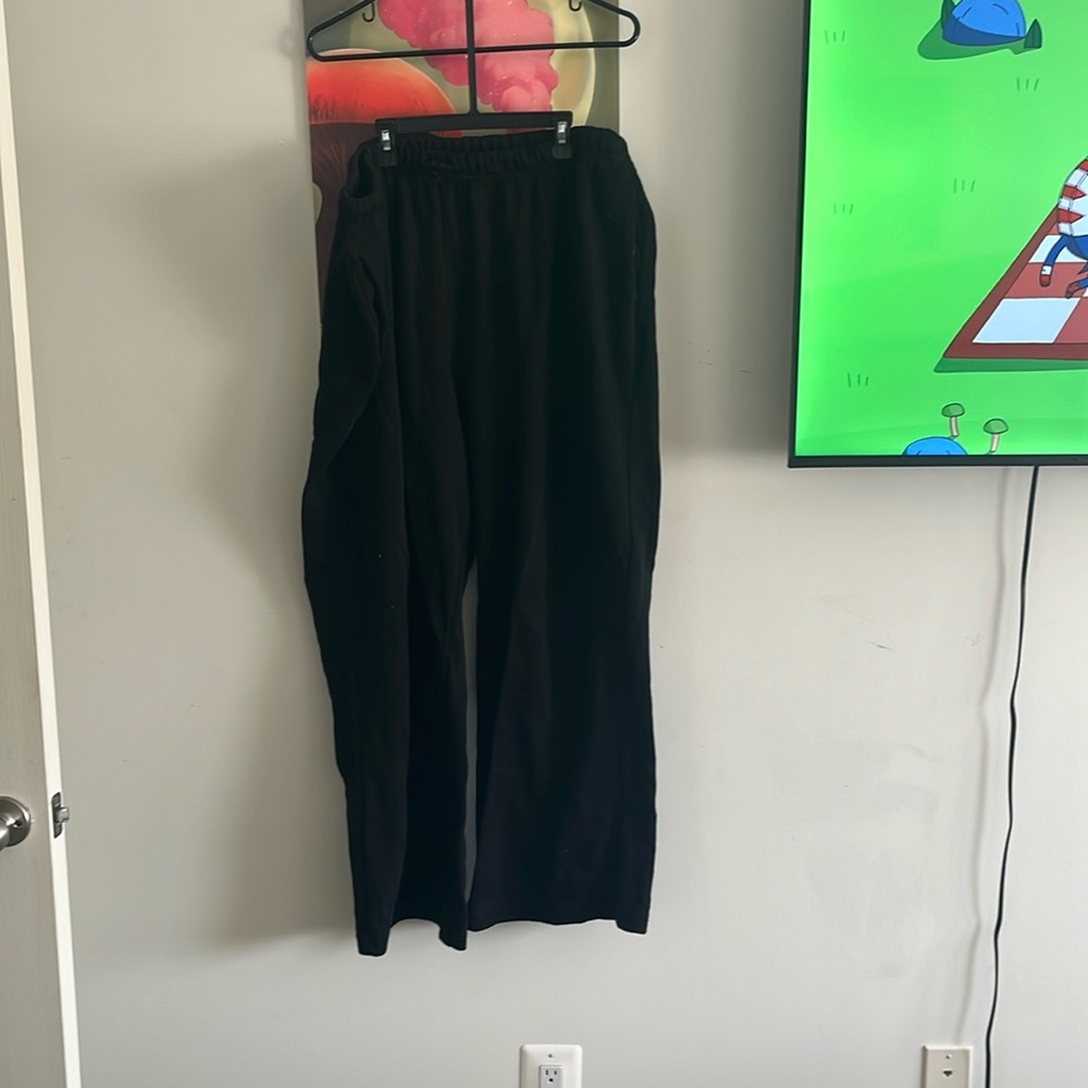 Old Navy, wide leg black yoga pants, Size: Extra extra large (2x)